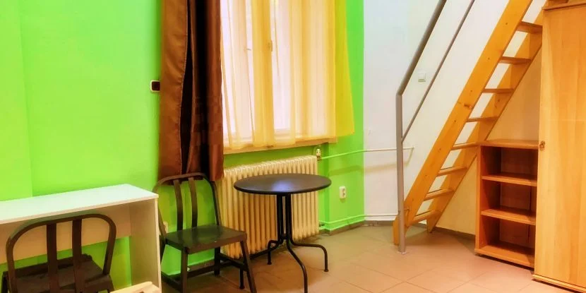 Image of a spacious room.